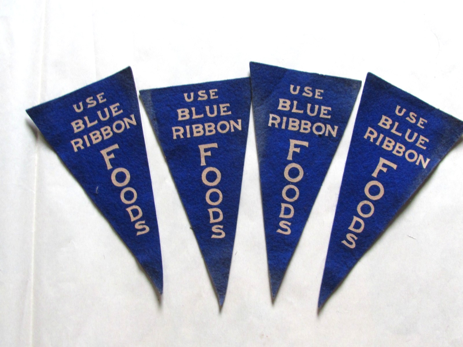SET OF 4 VTG STORE PENNANT 5 1/2\