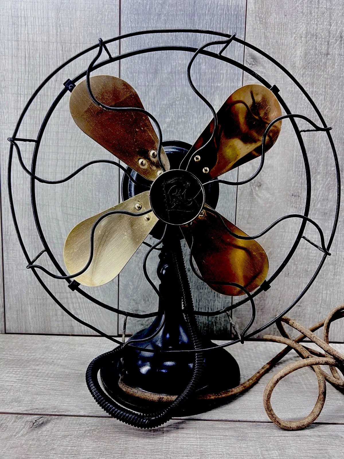 1920’s Antique Robbins Myers Brass Blade Electric Fan No. 2410 TESTED *Video*