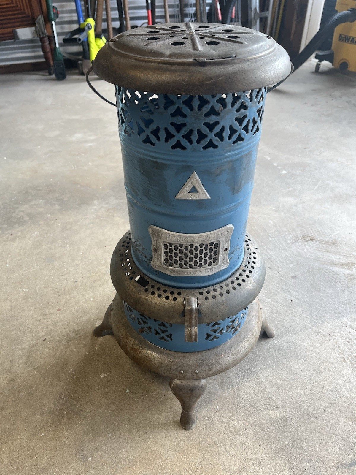 Rare Vintage Perfection No. 430 Blue Enamel Smokeless Oil Heater