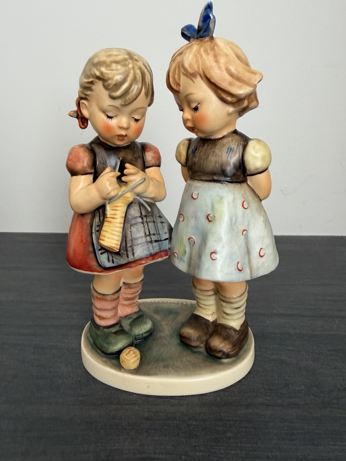 Hummel 256 Knitting Lesson TMK4 Goebel W Germany Two Girls Knitting Vintage