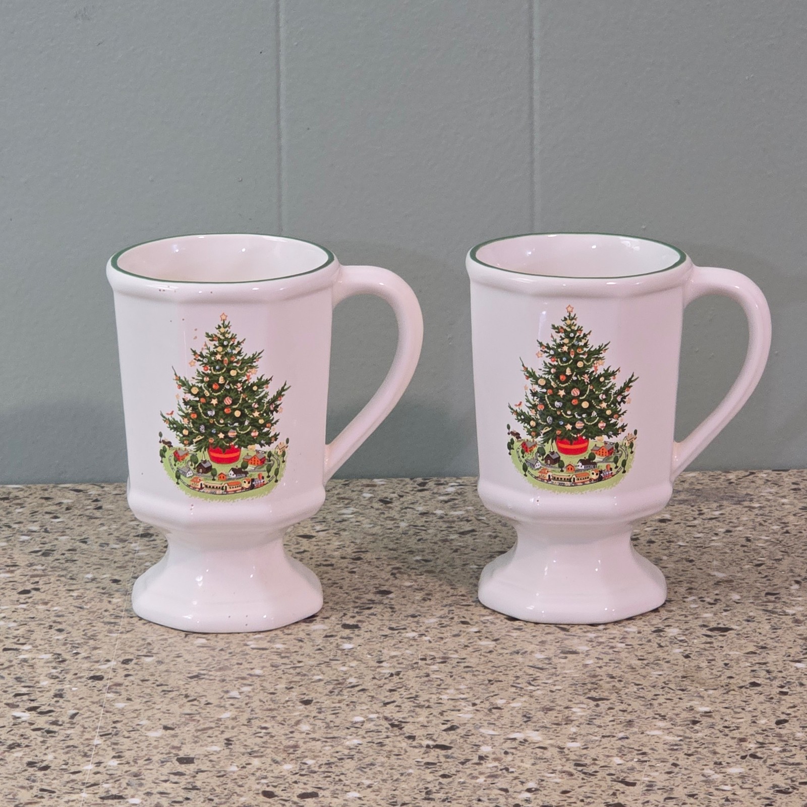 Vintage Pfaltzgraff Christmas Heritage Footed Pedestal Mugs Green Rim -Set of 2