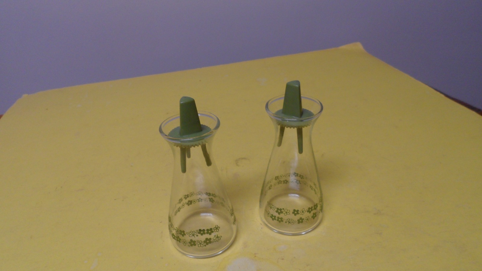 vintage pyrex lot 3/3 crazy daisy / spring blossom salt and pepper