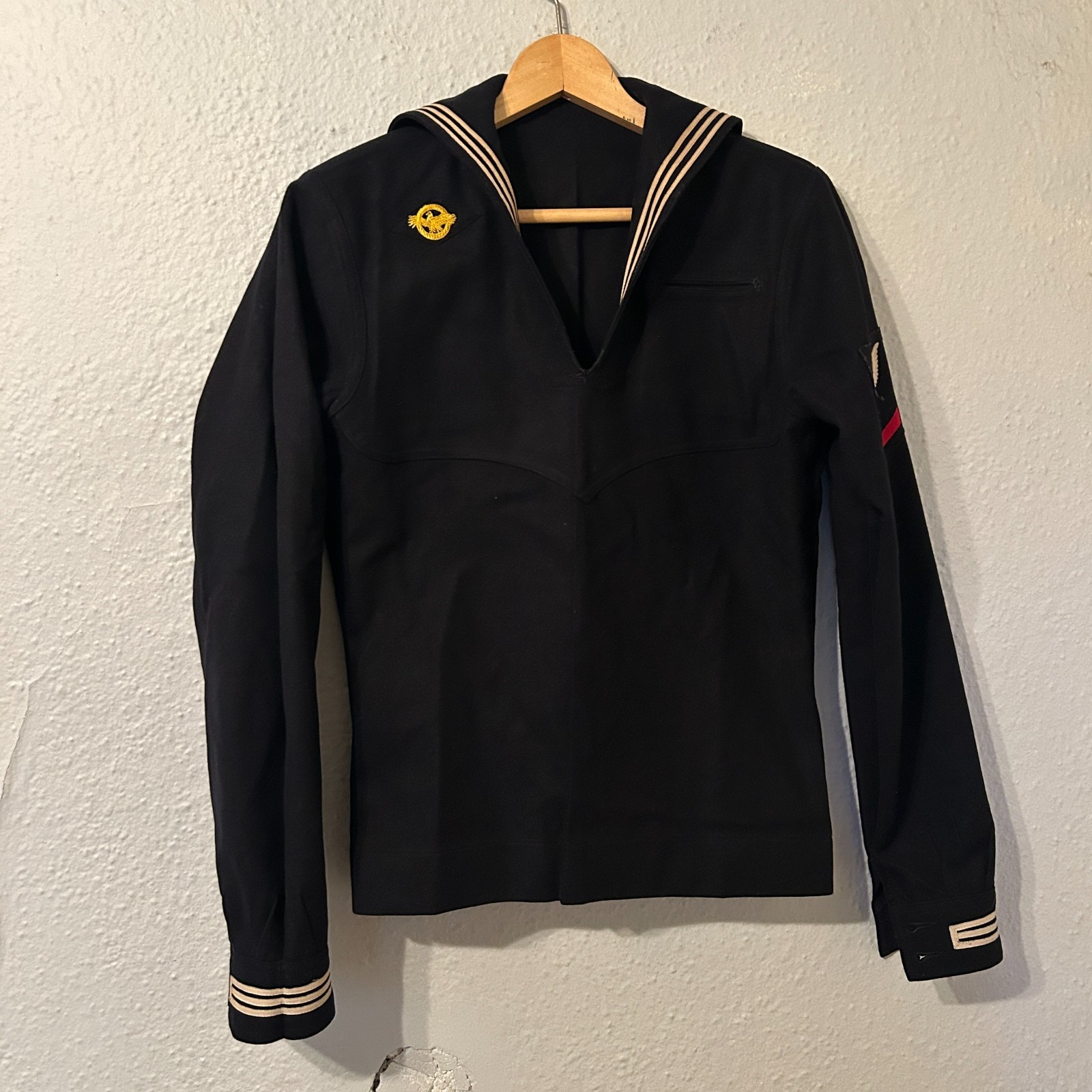 Vtg 40s WWII US Military Navy Cracker Jack Uniform Top Sz S Sailor Patch Named A