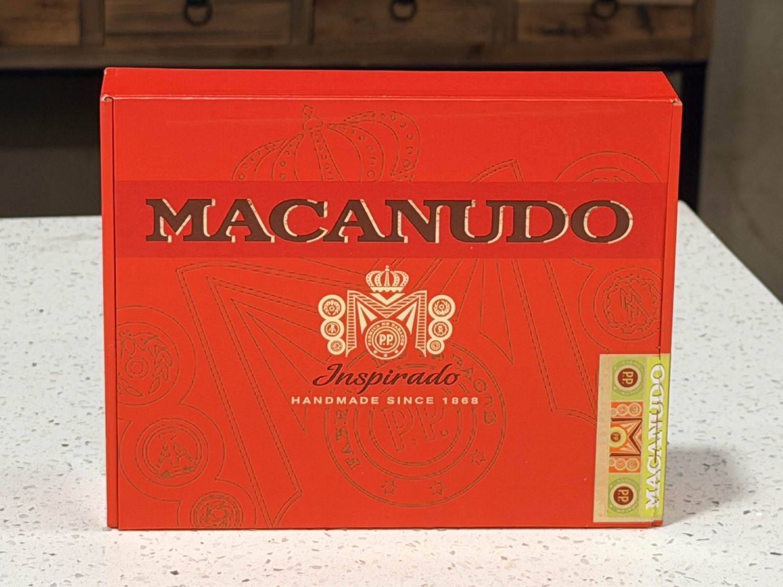 Macanudo Inspirado Robusto Empty Wood Cigar Box 8.25\