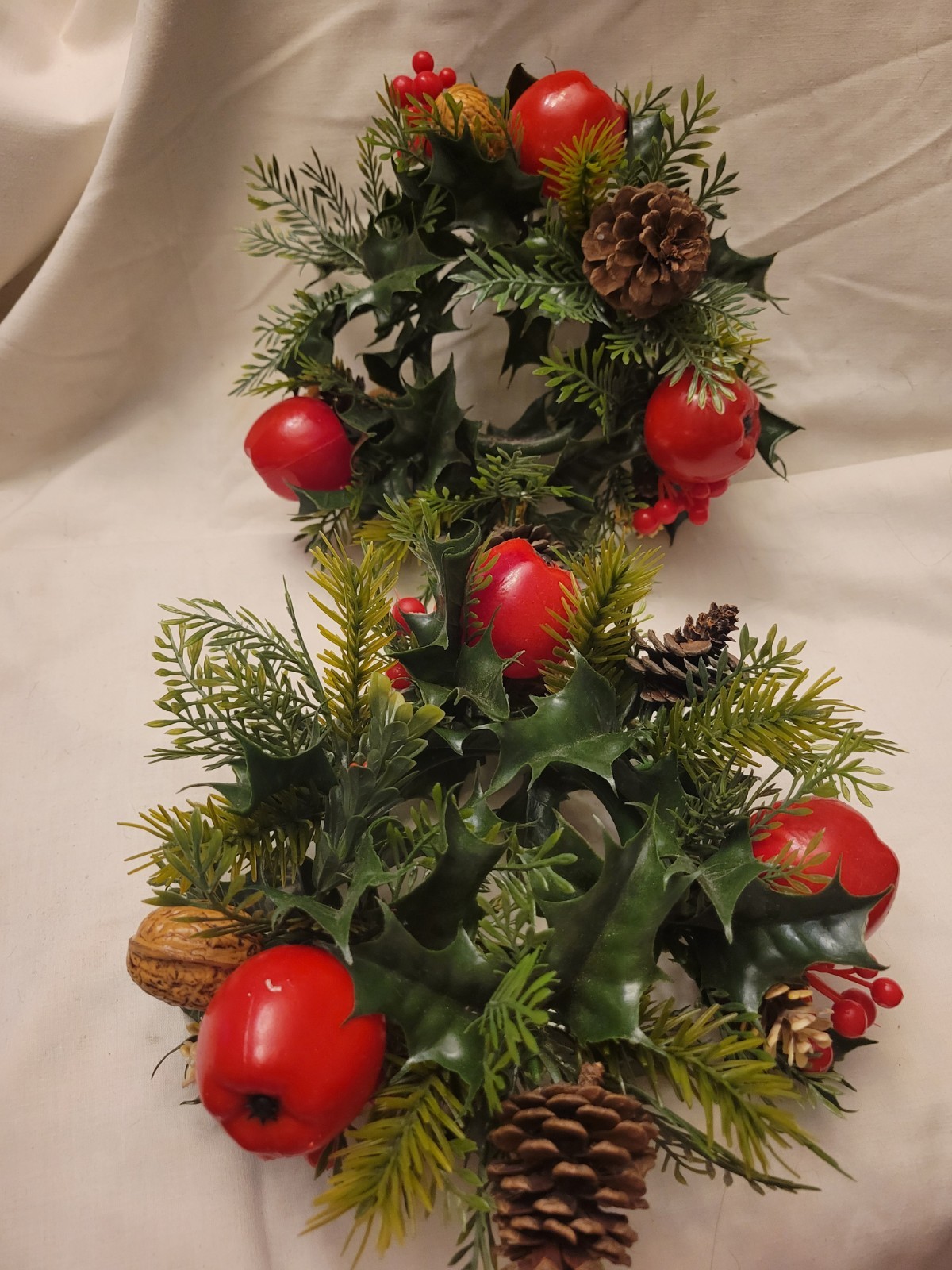 Vtg Set Plastic Christmas Pine Holly Berries & Pinecones Nuts Candle Ring 