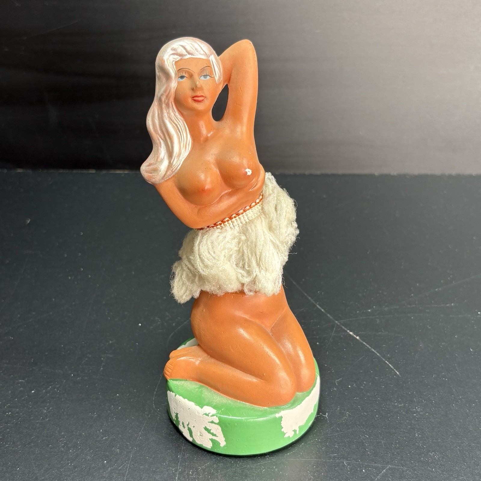 Vintage Nude Chalkware Dashboard Nodder Pinup Hula Skirt