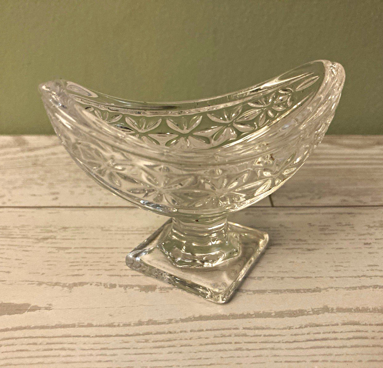 SHANNON CRYSTAL Footed Salt Cellar