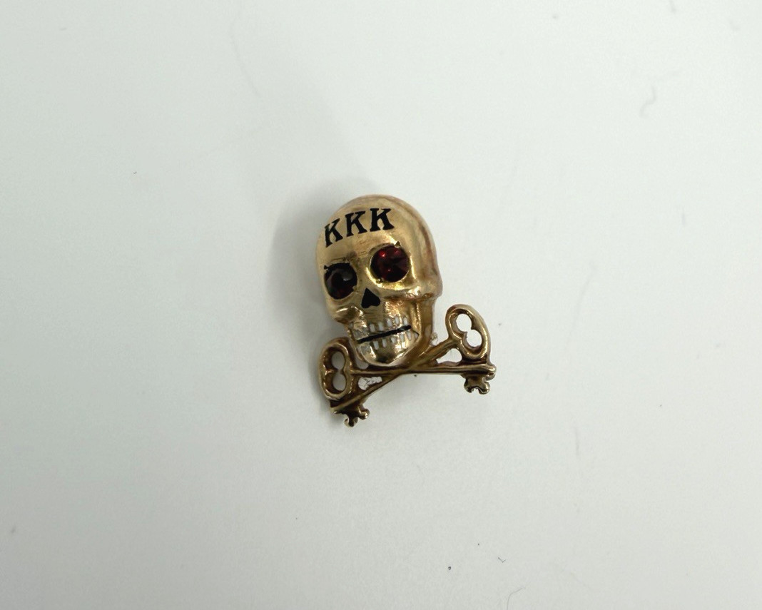 Vintage Tri kappa (KKK) Soroity Badge Pin Skull Crossed Keys Jeweled Eyes GF