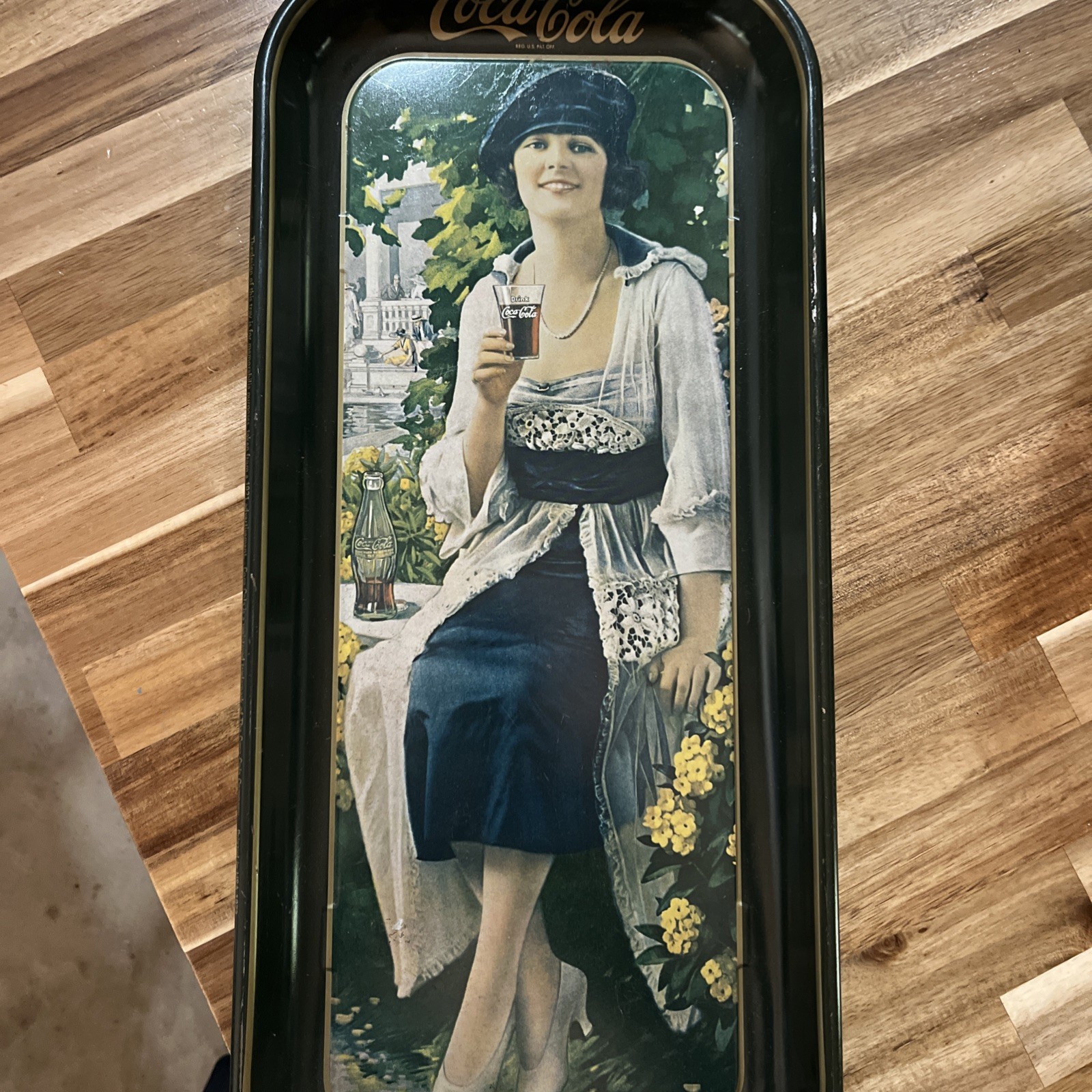 VINTAGE 1973 COCA-COLA GREEN TIN METAL SERVING TRAY GIBSON GIRL 1921 ADVERTISING