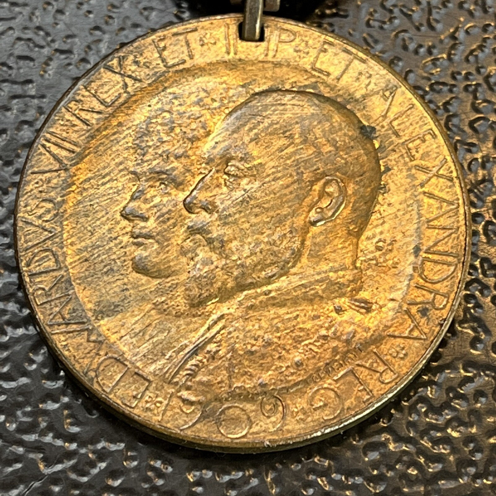 King Edward VII Queen Alexandra 1909 Birmingham University Medal Badge England