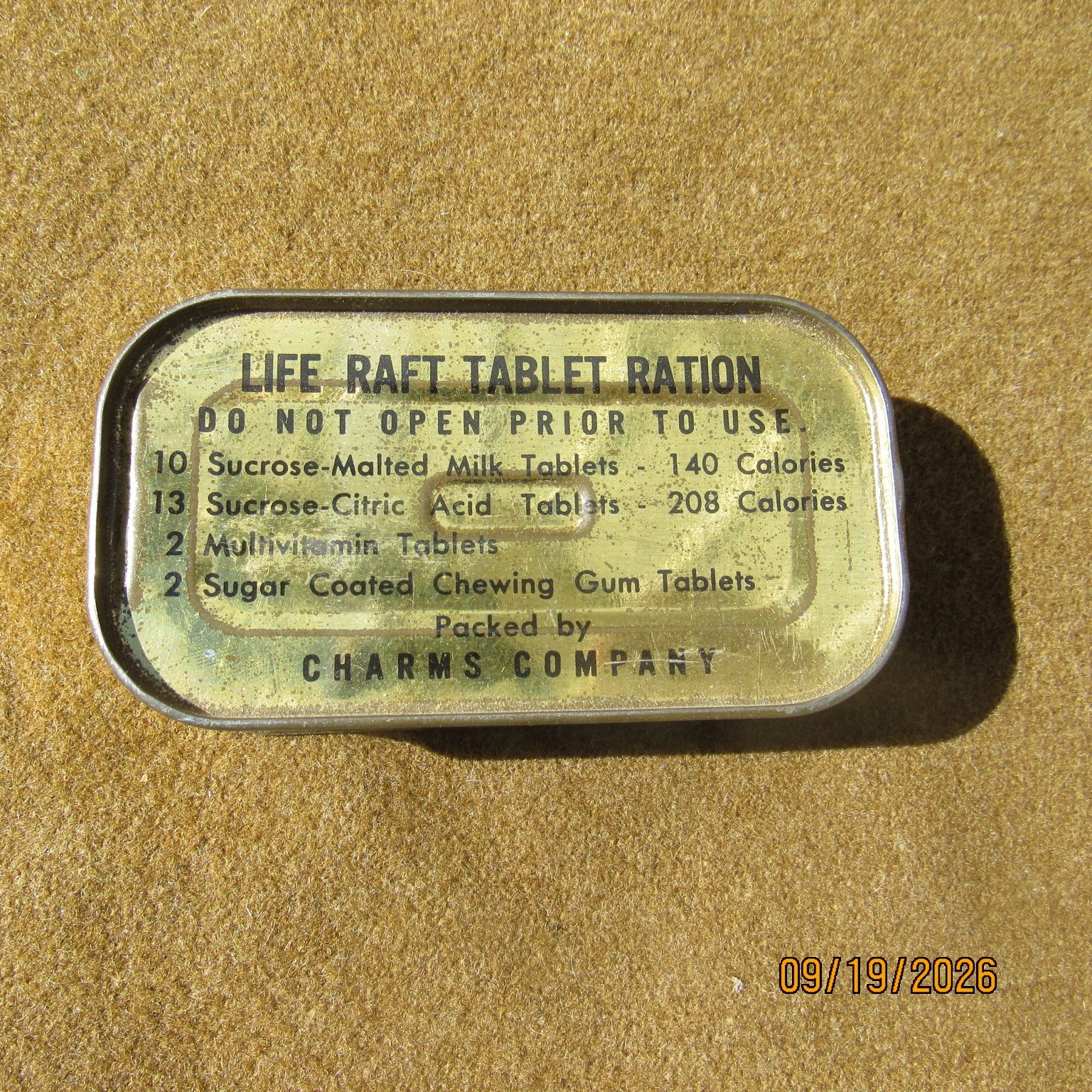 POST WWII US NAVY PARACHUTE LIFE RAFT TABLET RATION CHARMS COMPANY SEALED