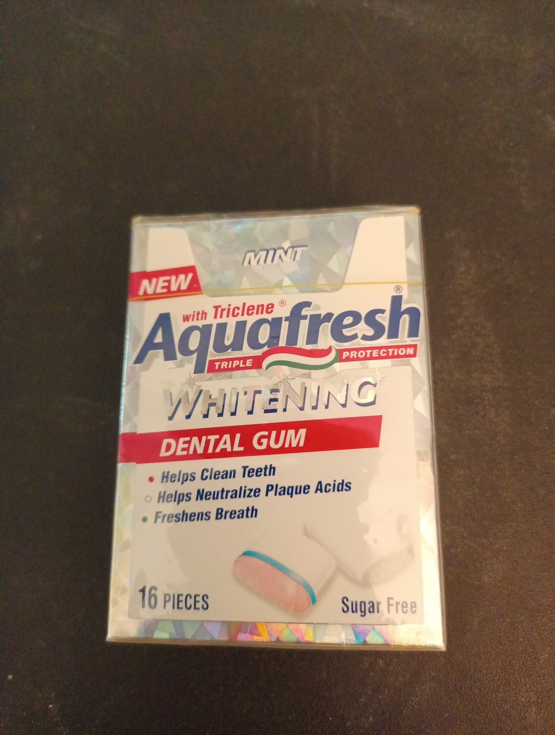 Rare Aquafresh Sealed Whitening Dental Gum Great For Anybody's Collection New
