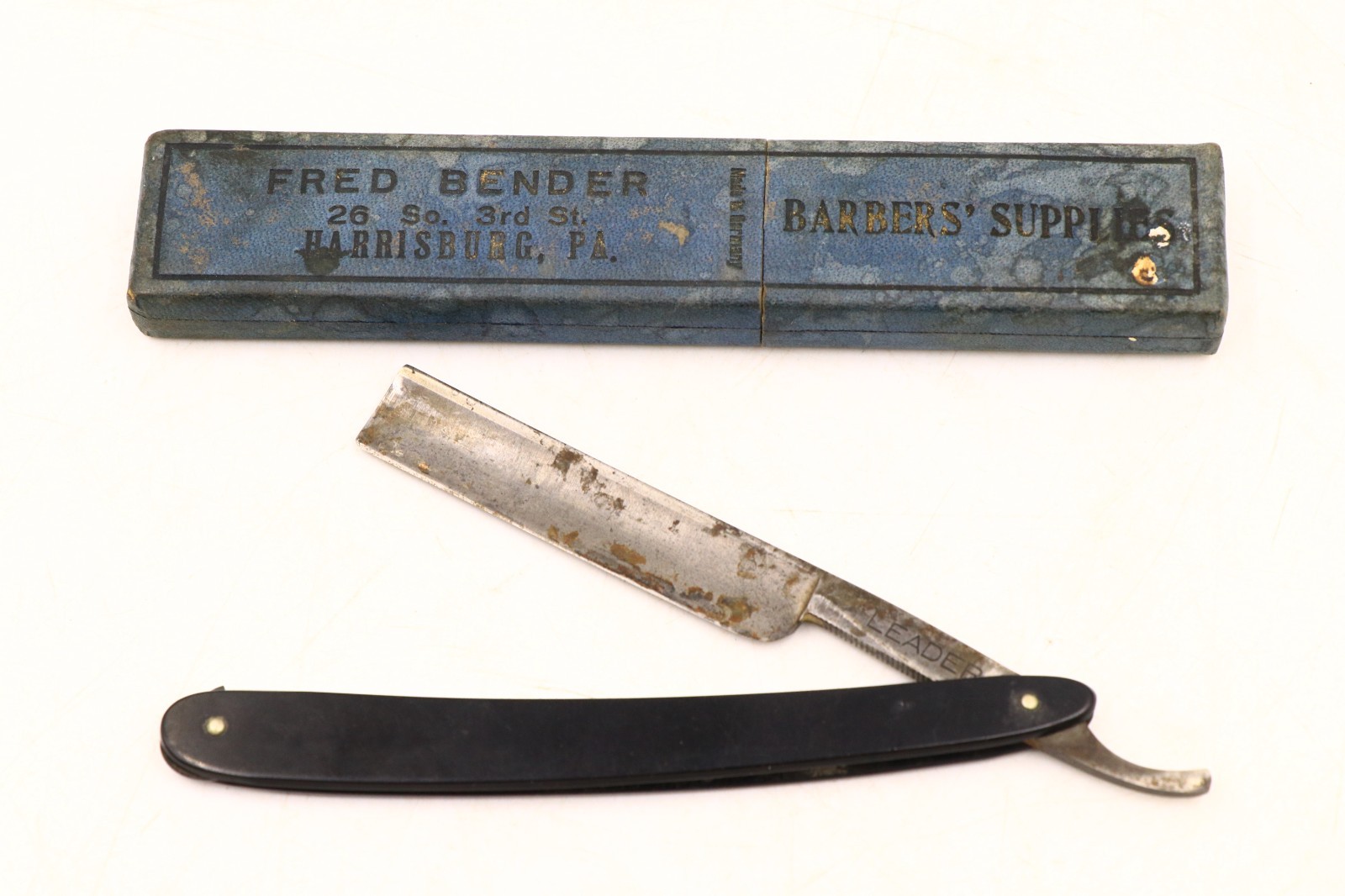 Antique Fred Bender Harrisburg PA Leader Straight Razor Made In Germany