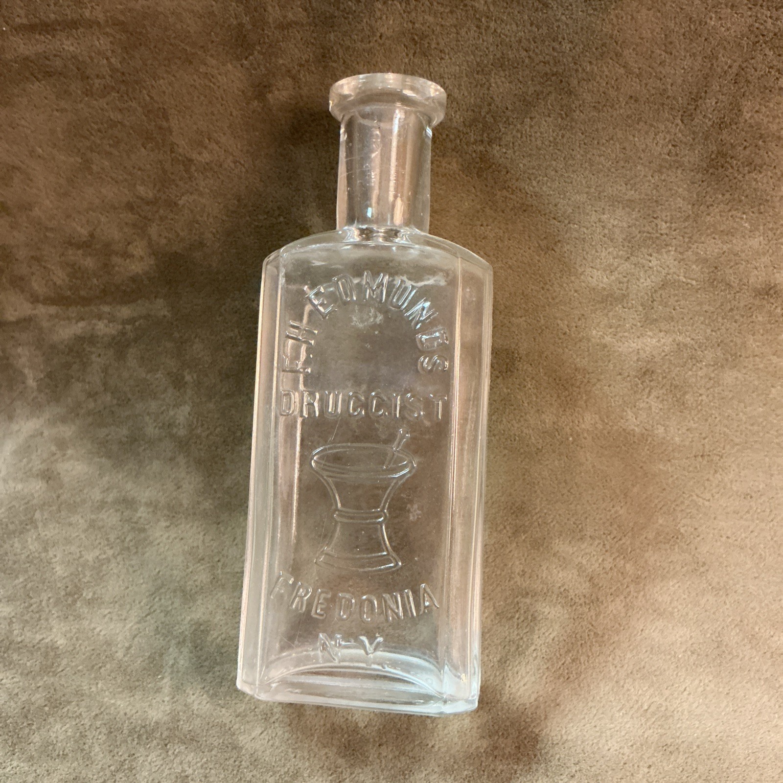 FH Edmunds Drug Test Fredonia New York WT & Co Clear Medicine Bottle 1900S