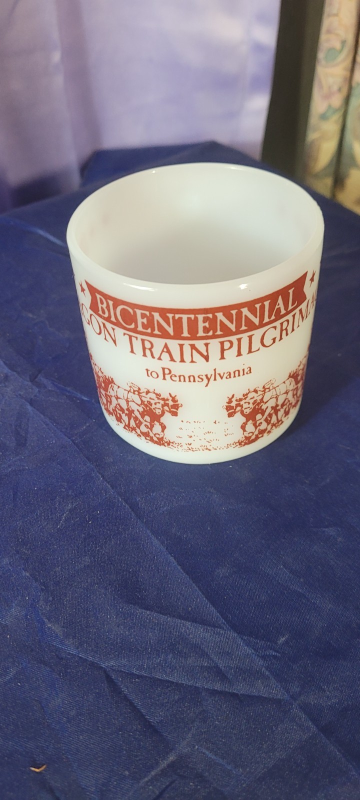 Vintage 1776 1976 American Bicentennial Milk Glass Mug Wagon Train