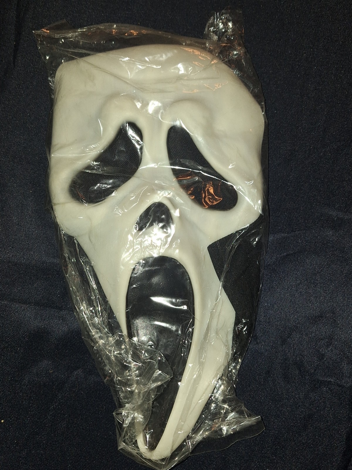 Vintage Sealed Scream Gen 2 FWD Stamped Scream Stalker Mask Ghost Face  1997