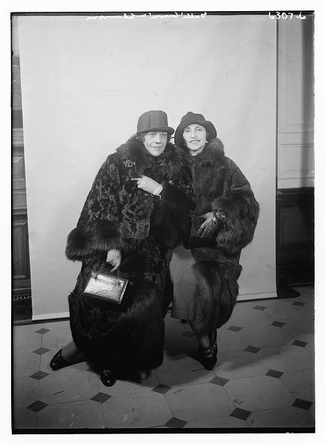 Photo:Galli - Curci and Claussen