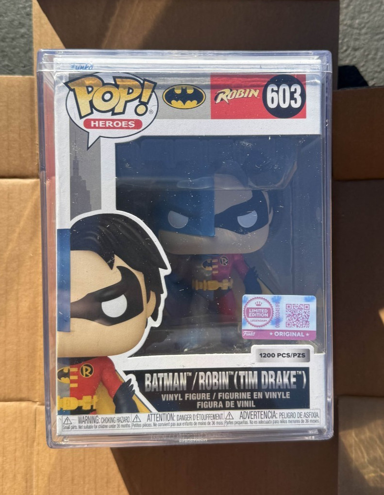 Pop Batman/Robin (Tim Drake) #603 with Pop Protector