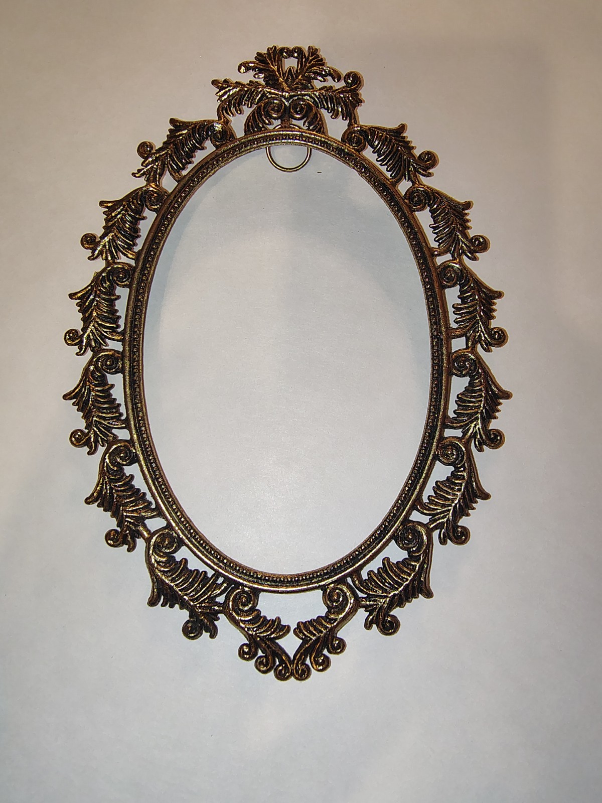 Vintage Ornate Gold Tone Oval Picture Frame Italian Style Filigree Cast Metal