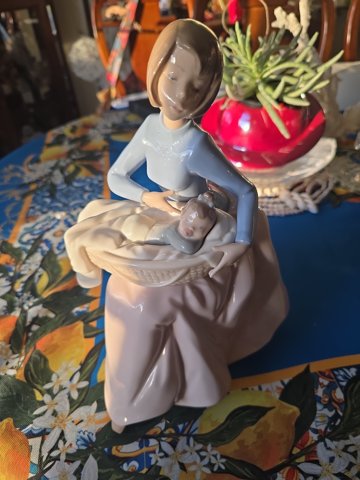 Vintage Nao Lladro “BUNDLE OF LOVE” Mother with Baby Porcelain Figurine