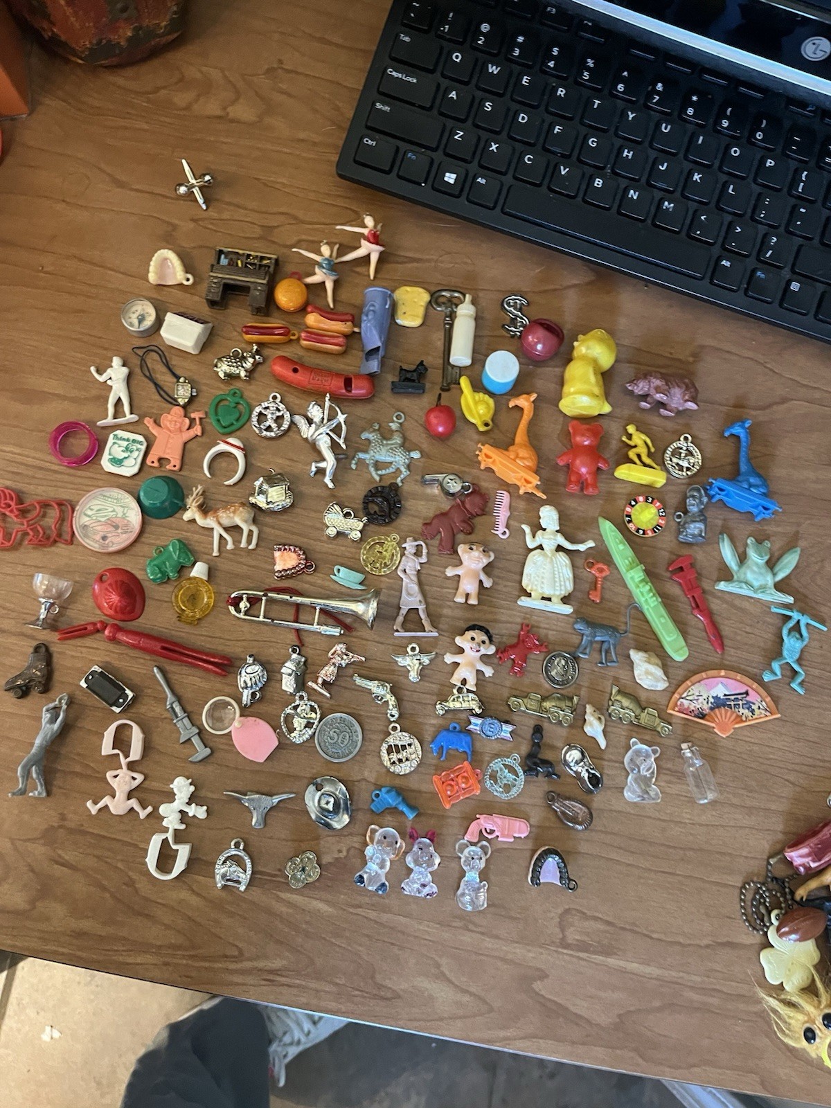 LOT VTG CRACKER JACK GUMBALL MACHINE TOY PRIZES