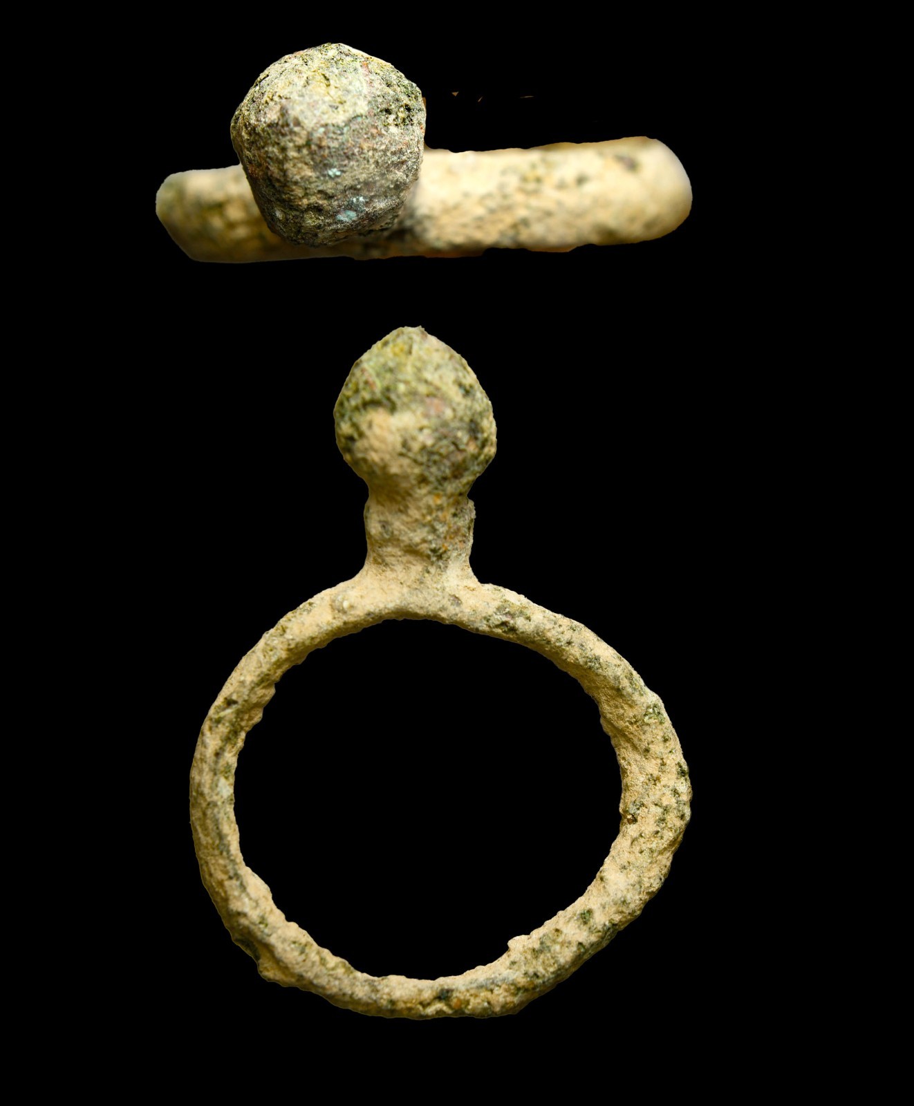 Crusader Period Bronze Raised Dome or Teardrop High-Bezel Ring 1100AD Antiquity