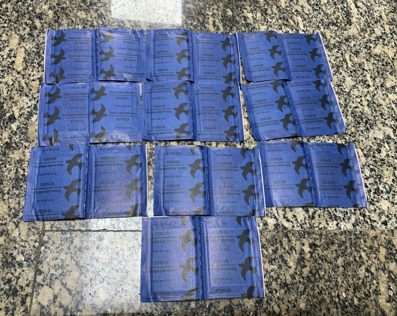 1980s REYAUCA LOT OF 10 E.T. SEALED STICKER PACKS 2-PACK VENEZUELA VINTAGE