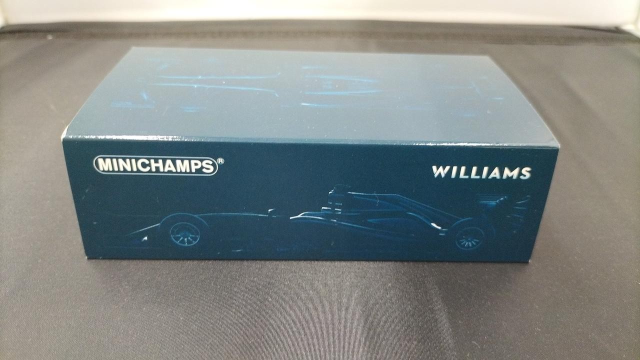 MINICHAMPS FW37 Williams Martini Racing Merced