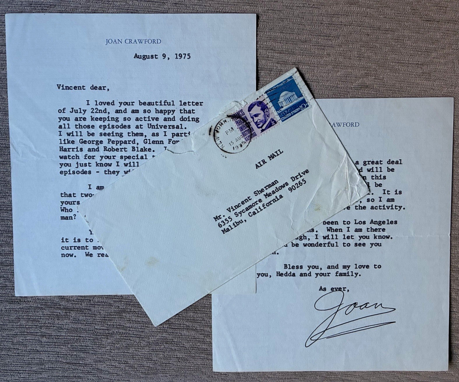 Joan Crawford Signed Typed Letter w/ Envelope To Director Vincent Sherman 1975 