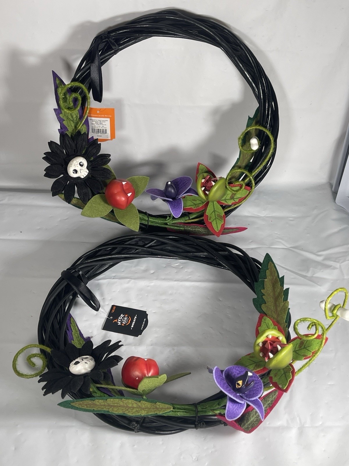 Target Hyde & EEK Ghoulish Garden Wreath Halloween Faux Succulent Plants 2021
