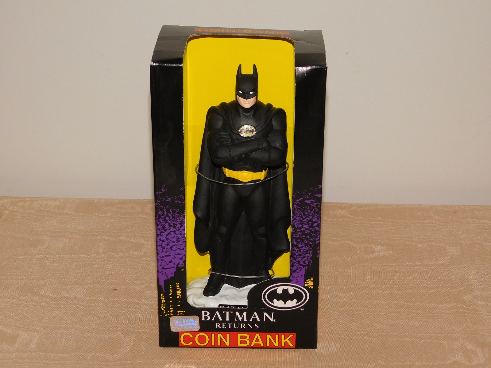 VINTAGE NOS 1991 DC COMICS BATMAN RETURNS COIN BANK NEW OLD STOCK