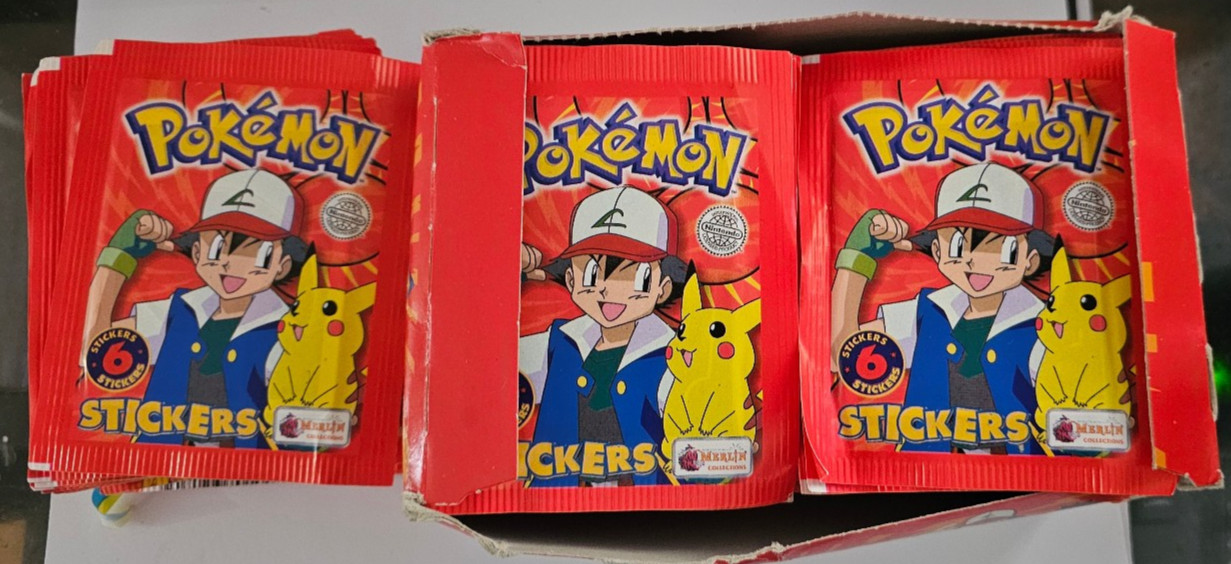 1999 TOPPS MERLIN POKEMON STICKERS LOT OF 120 SEALED PACKS * READ *