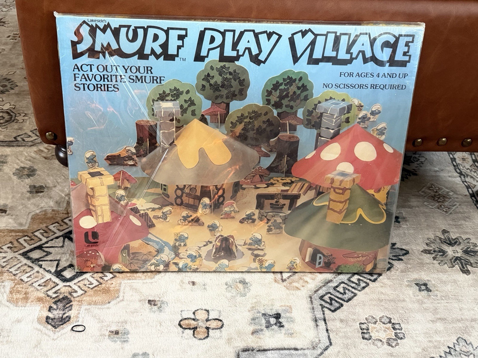 Vintage SMURF Play Village 1981 Peyo NEW SEALED