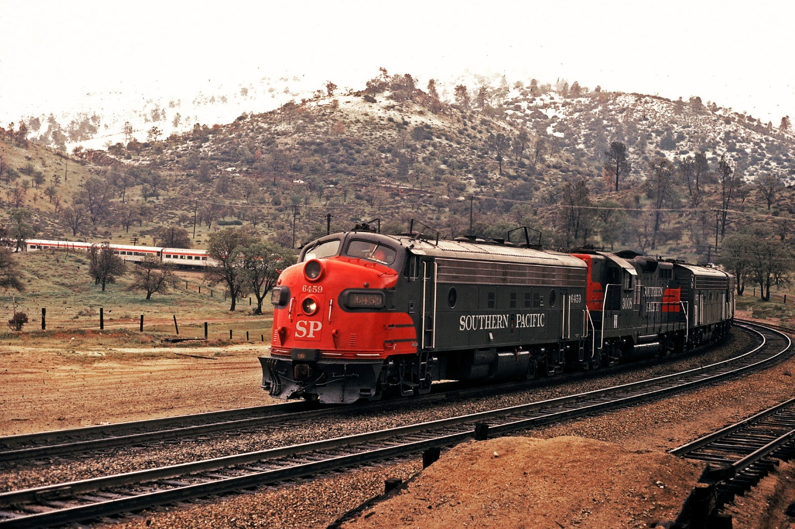 SP EMD FP7 6459 w PRS Special on the Tehachapi Loop April 1971 11 x 14 Photo