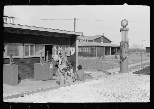 Photo:Sinton Texas 1930s Community Store FSA Camp Gas Pump