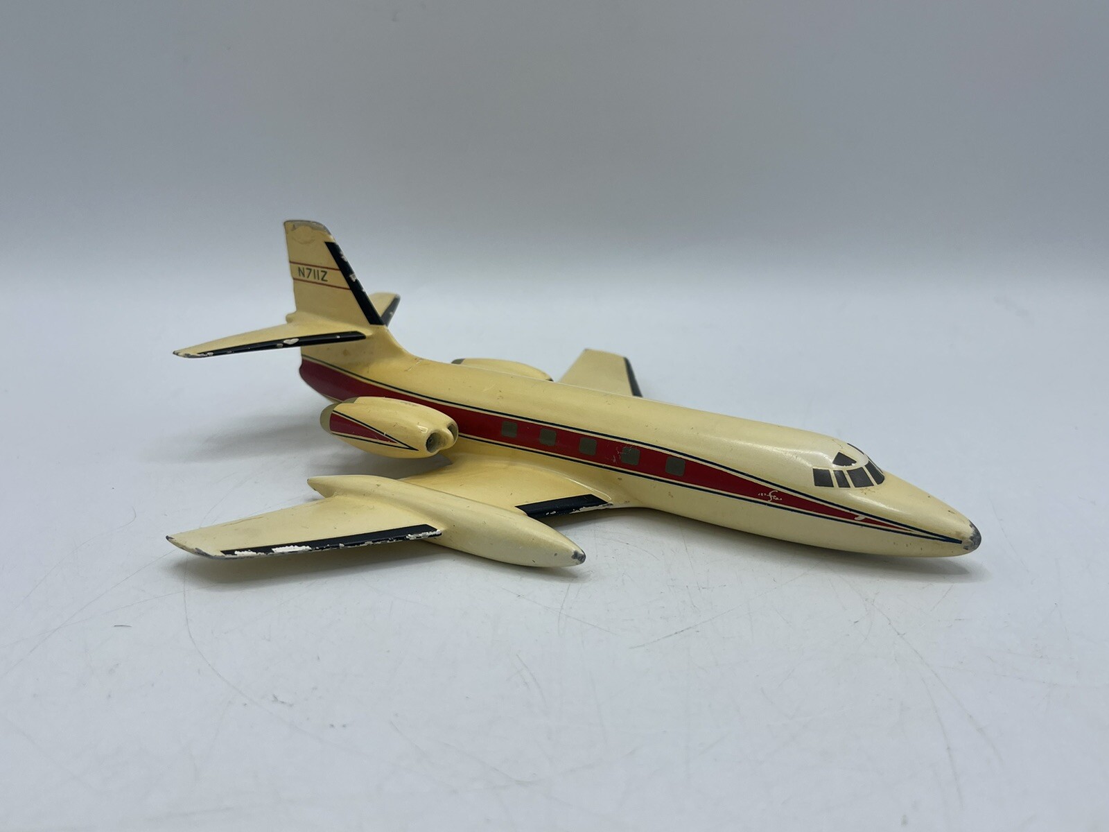 VINTAGE MATTHYS M. VERKUYL LOCKHEED L 1329 JET STAR II DESK MODEL AIRPLANE