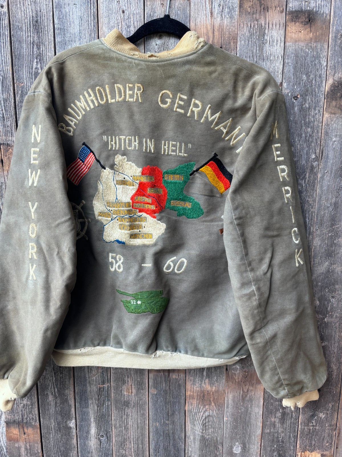vintage 1950s COLD WAR Souvenir / Tour Jacket Baumholder Germany \