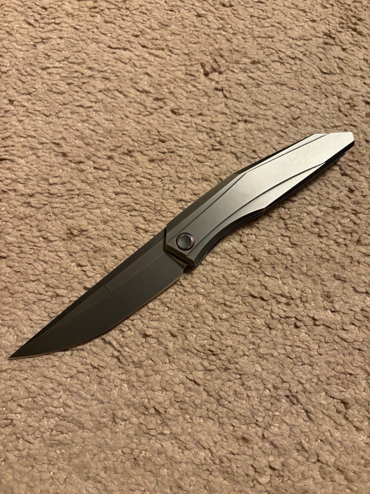 WE Knife Cybernetic 183/205 Limited Edition CPM 20CV Titanium Polished Gray