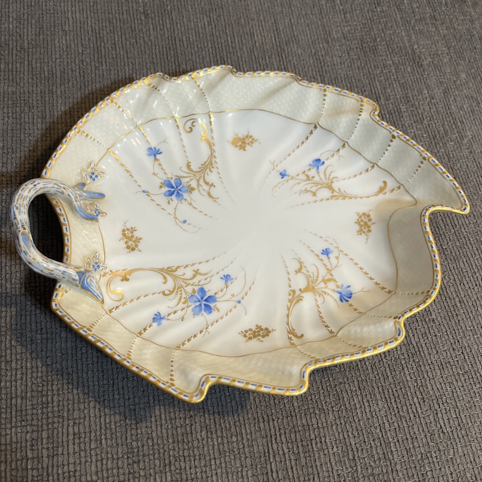 Antique KPM Berlin Leaf Dish