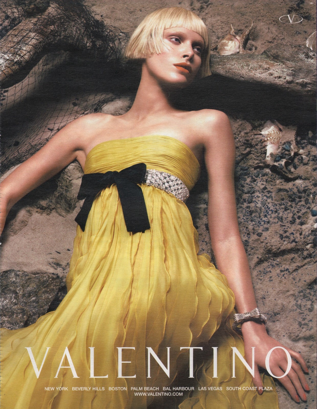 2007 Original VALENTINO Women\'s Clothing Fashion Accessories Print Ad