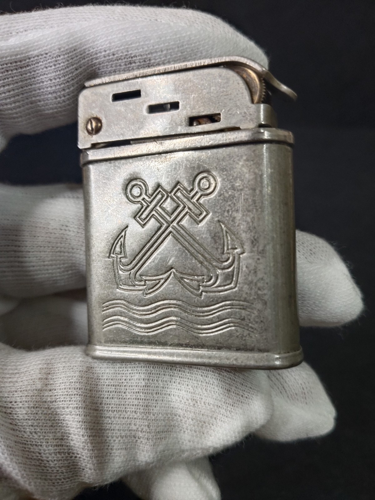 Vintage Drago Paris Nice petrol lighter, made in France. 1940-1950.