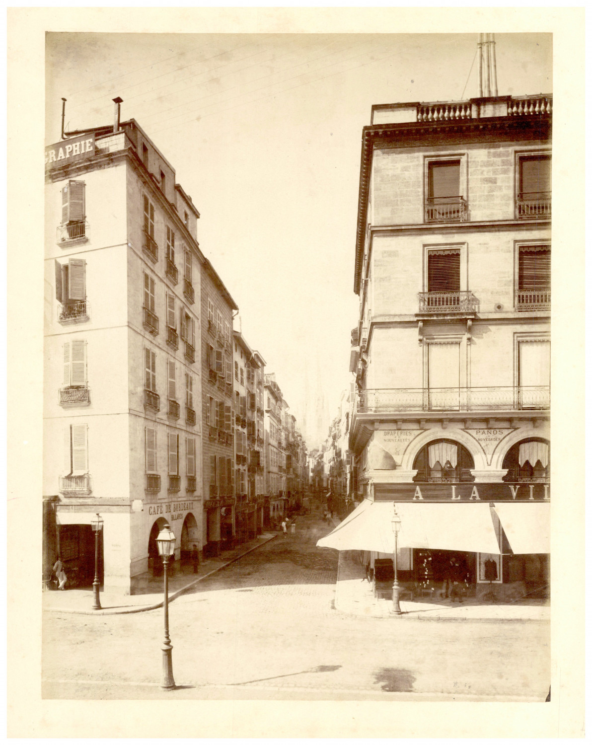 France, Bayonne, Rude du Port New albumen print 32.5x26 circa 1880  