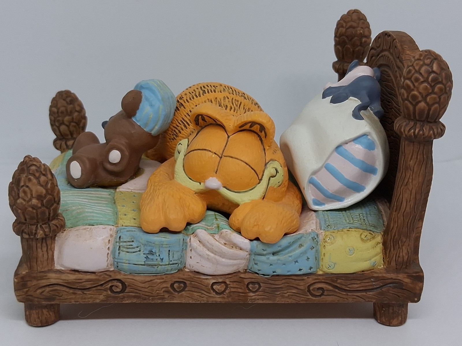 Danbury Mint Garfield Figurine CatNap By Jim Davis 1993