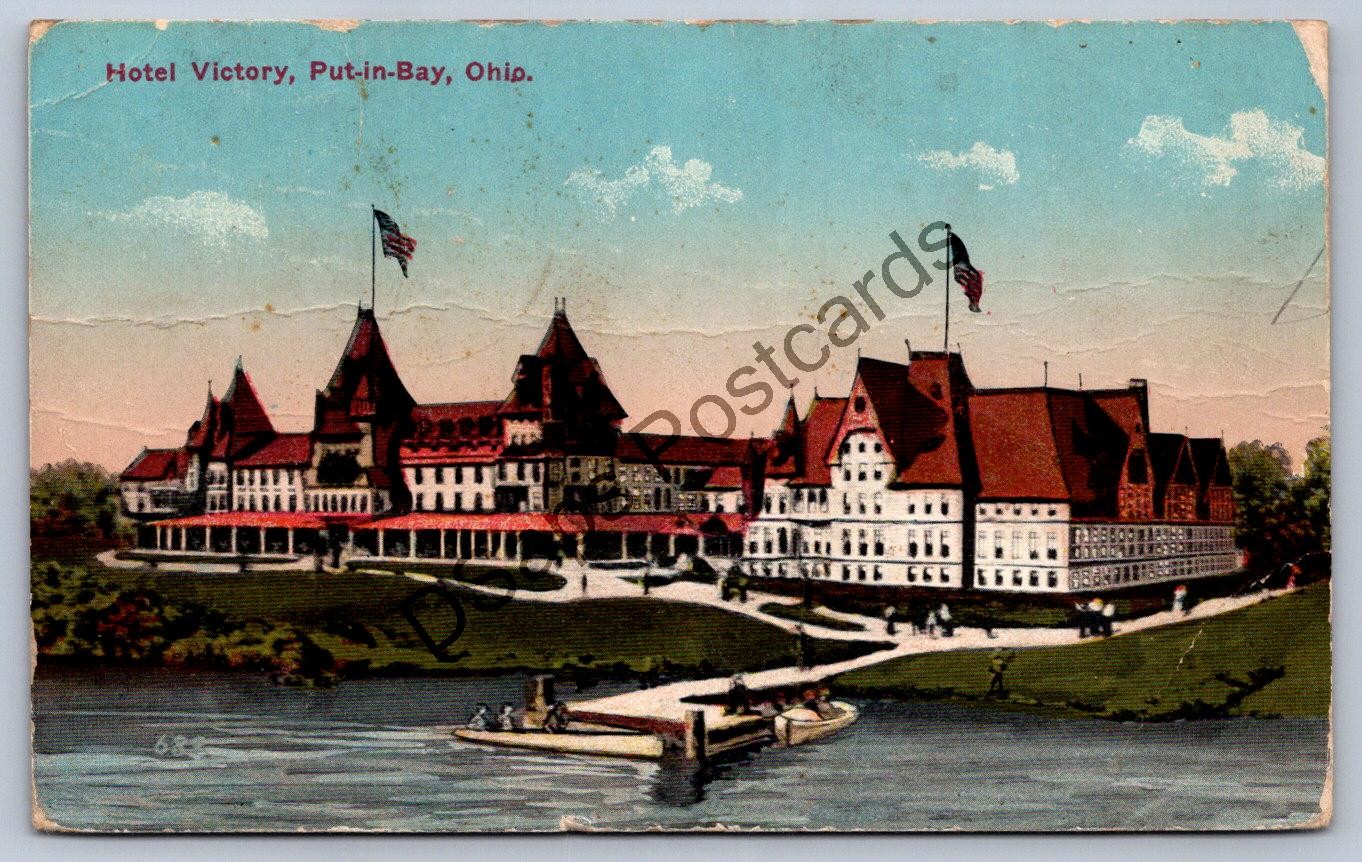 K55/ Put-In-Bay Ohio Postcard c10 South Bass Island Hotel Victory Dock Boat 387