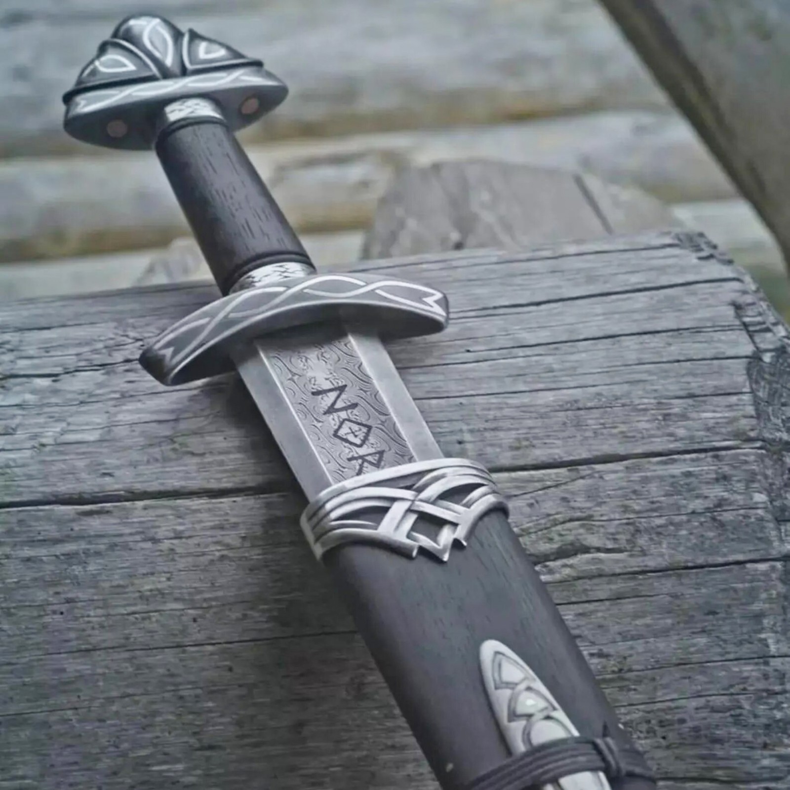 HANDMADE ROMAN GLADIUS HISTORICAL CUSTOM MADE DAMASCUS STEEL BLADE