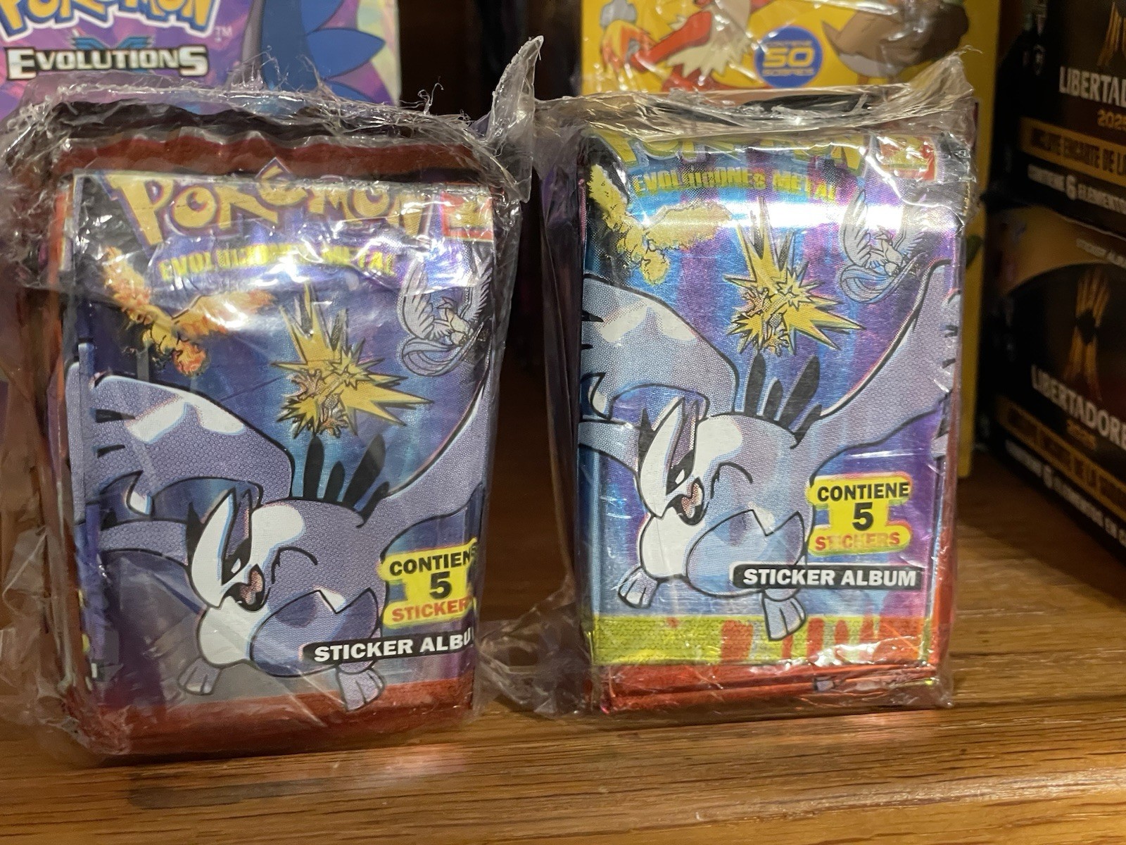Pokemón 2 Evoluciones Metal Sticker Ediciones Prisma 50 Envelopes New Sealed