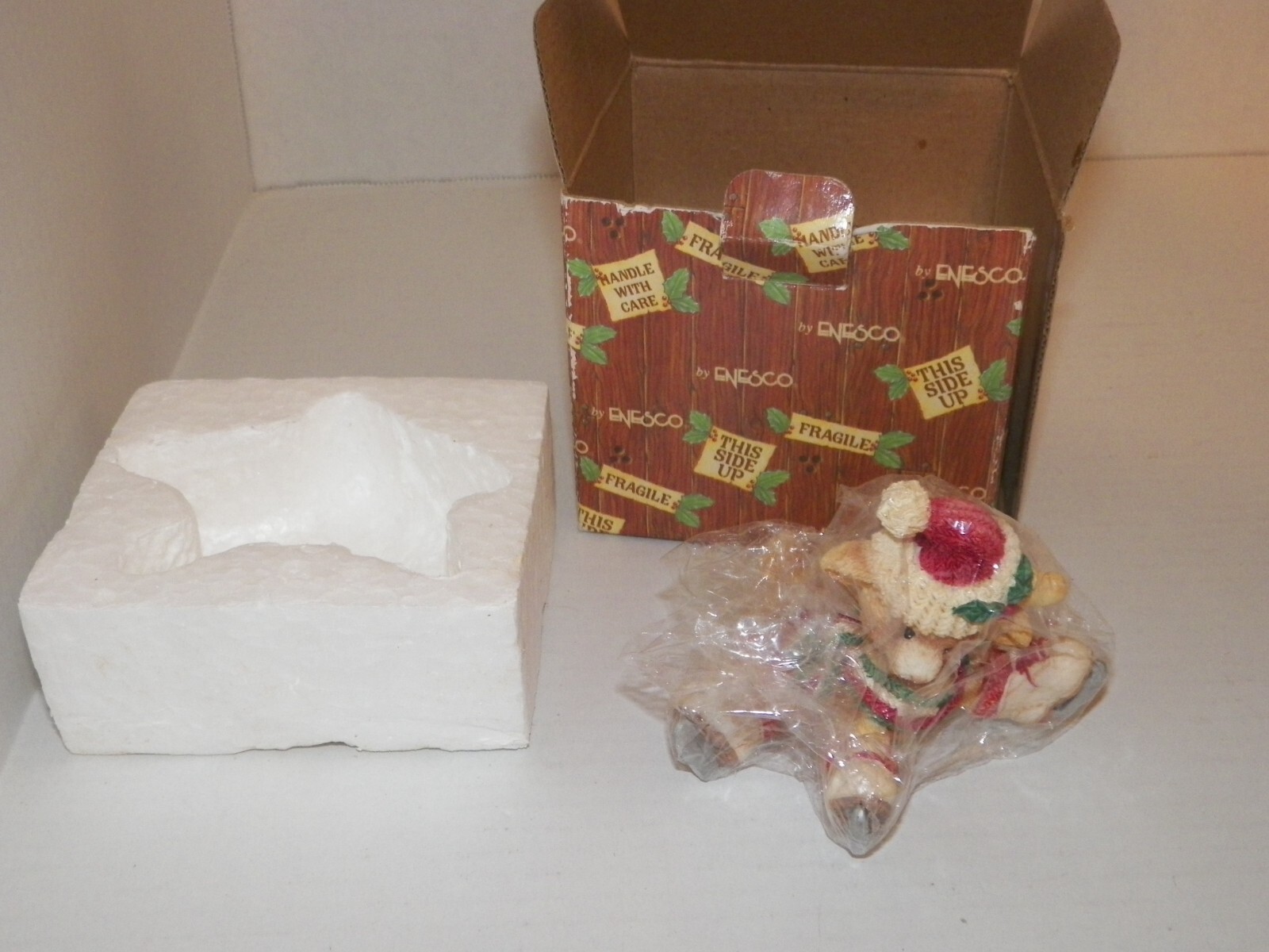 Vintage 1994 ENESCO Santa's Special Deerlivery WHOOPSIE Deer Skates 651176  NIB