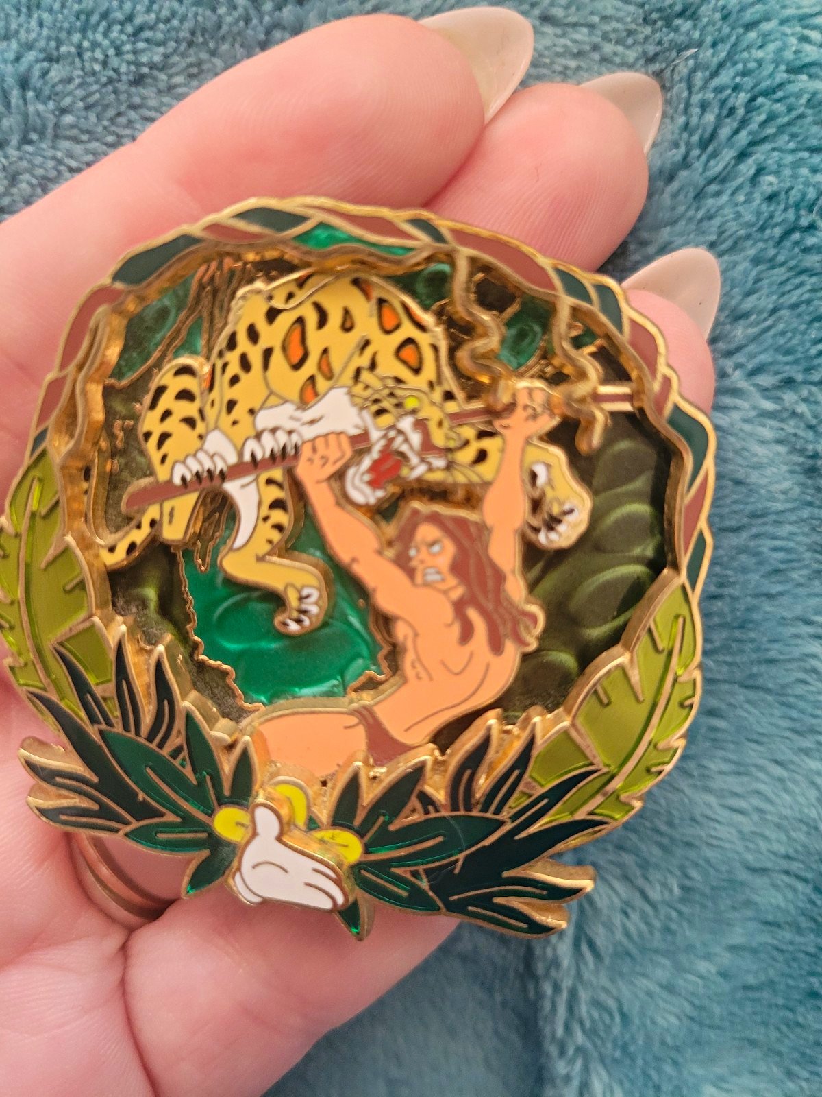 Disney Tarzan Limited Edition 500 Tarzan White Glove Trading Pin Single