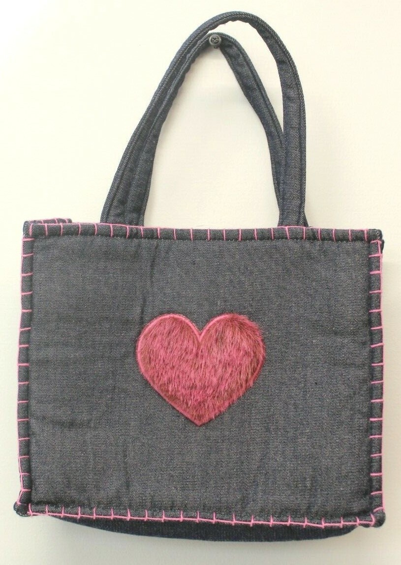 Enesco Nici Hipp Hearts Denim and Pink Faux Fur Heart Tote Bag 8\