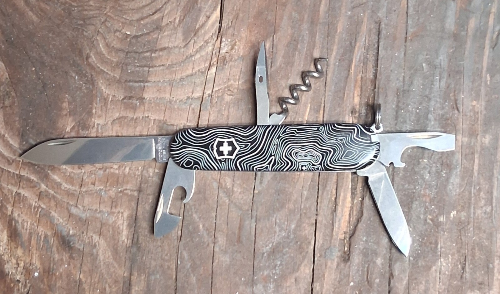 Beautiful Victorinox Spartan SAK w/ Black Topo Scales in Brand New/Never Used 